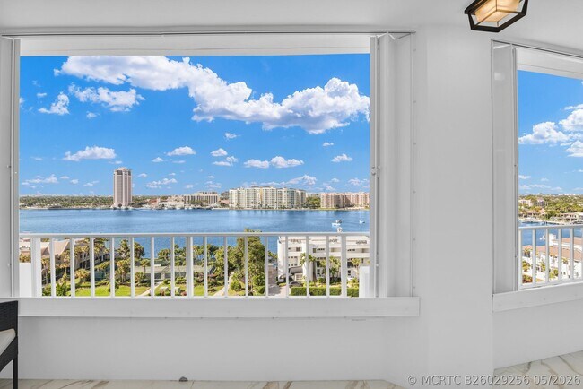 Building Photo - 550 S Ocean Blvd
