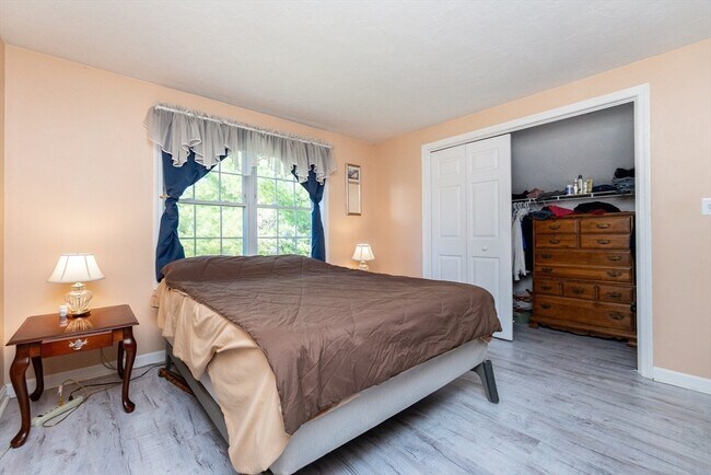 Building Photo - 37 Augusta Way