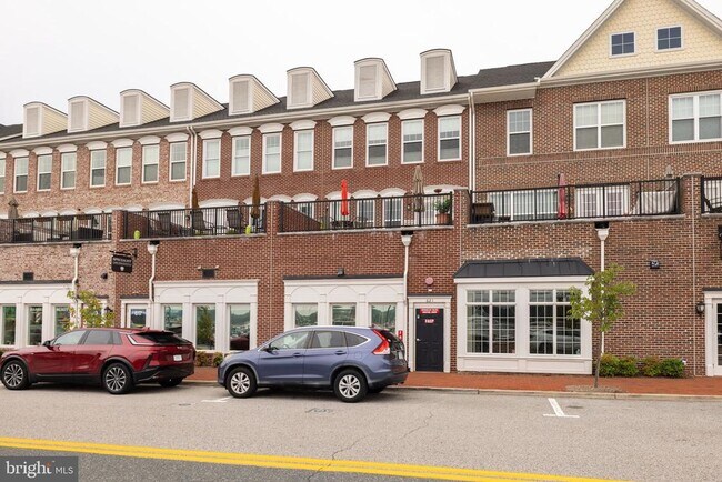 Building Photo - 610 Marina Landing Ln