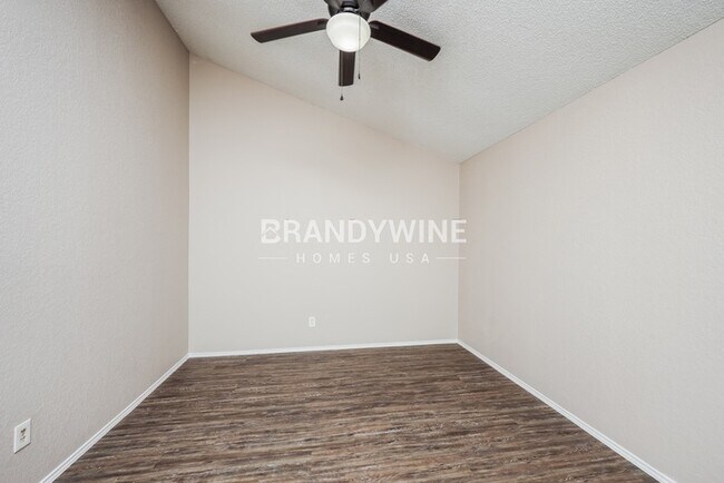 Building Photo - 926 Gable Ave