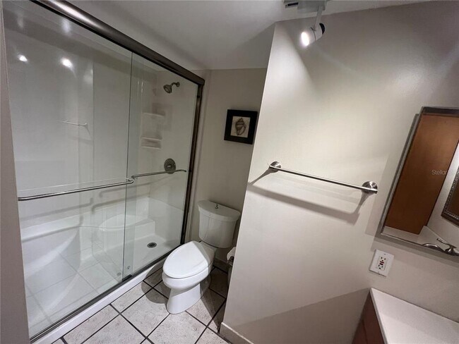 Building Photo - 1515 Pinellas Bayway S