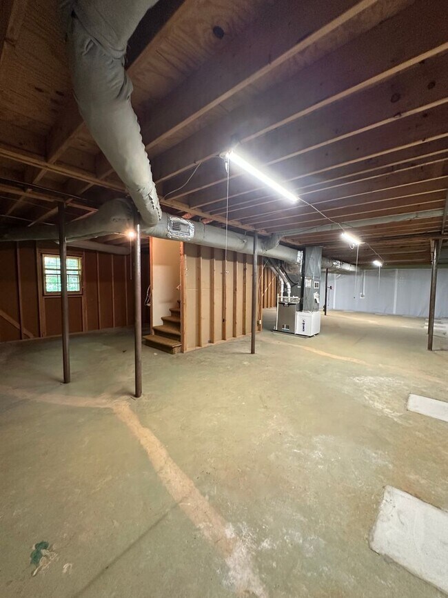 Building Photo - 375 Segrest Cir
