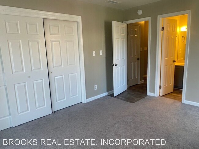 Building Photo - 2 br, 2 bath House - 300 B Patriot Lane