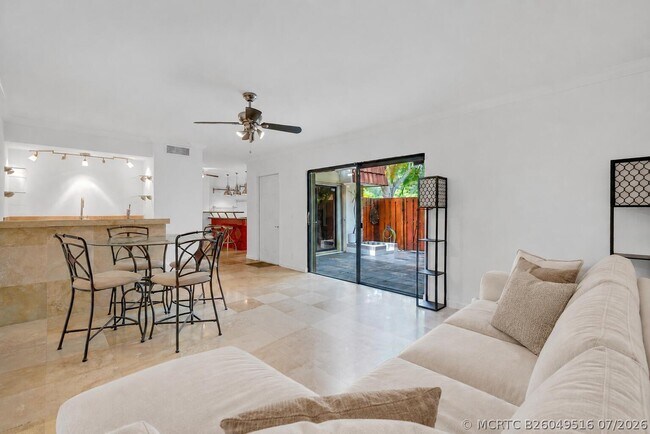 Building Photo - 1840 San Juan Dr