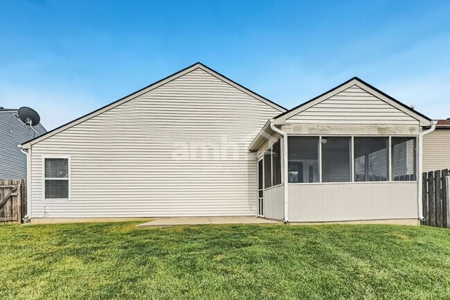 Building Photo - 2521 Monarchy Ln
