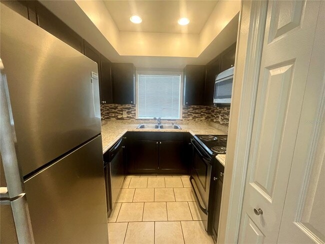 Building Photo - 505 S Westland Ave