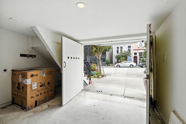 Building Photo - 148 Fillmore St
