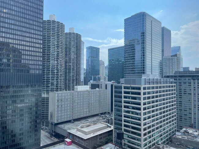 Building Photo - 440 N Wabash Ave