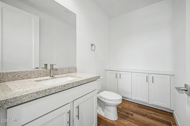 Building Photo - 11673 N 136th St