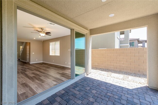 Building Photo - 747 Foreign Reef Wy