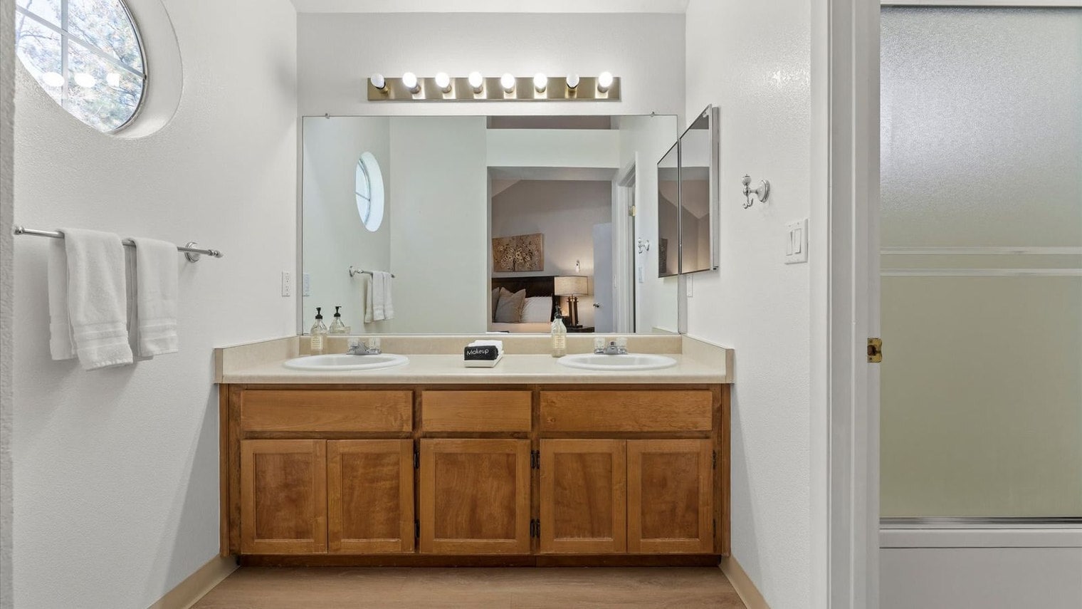 Building Photo - 2301 Sierra Highlands Dr