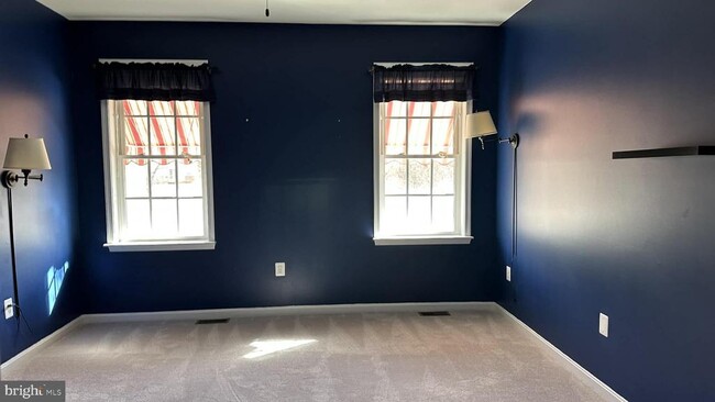 Building Photo - 148 Woodhaven Dr