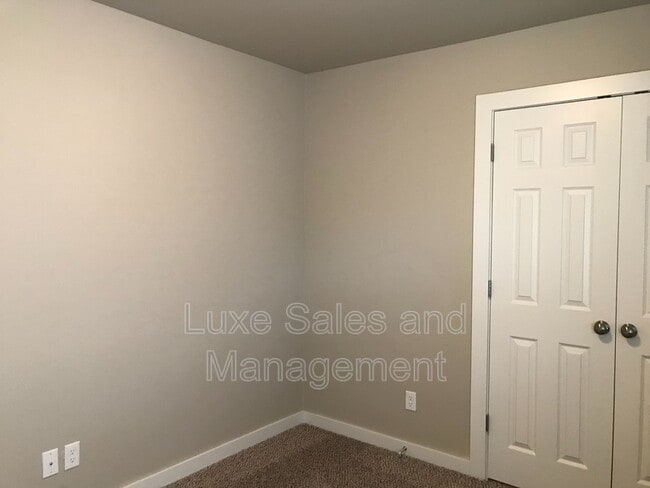 Building Photo - 1421 MacAlpine St