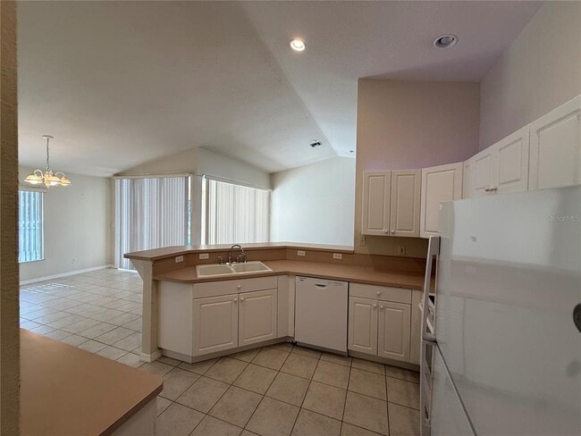 Building Photo - 2018 SW 30th St