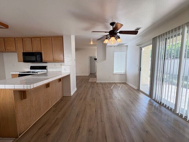 Building Photo - Beautiful 3 Bedroom Home in Spanos East Ga...