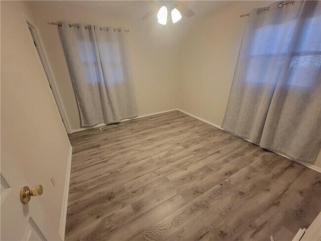 Building Photo - 1326 Lori Ct