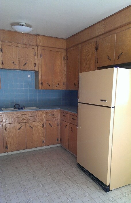 Building Photo - 324 Camille Ct