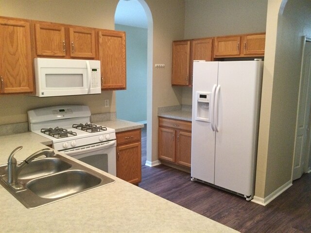 Building Photo - 22750 Marsh Wren Dr