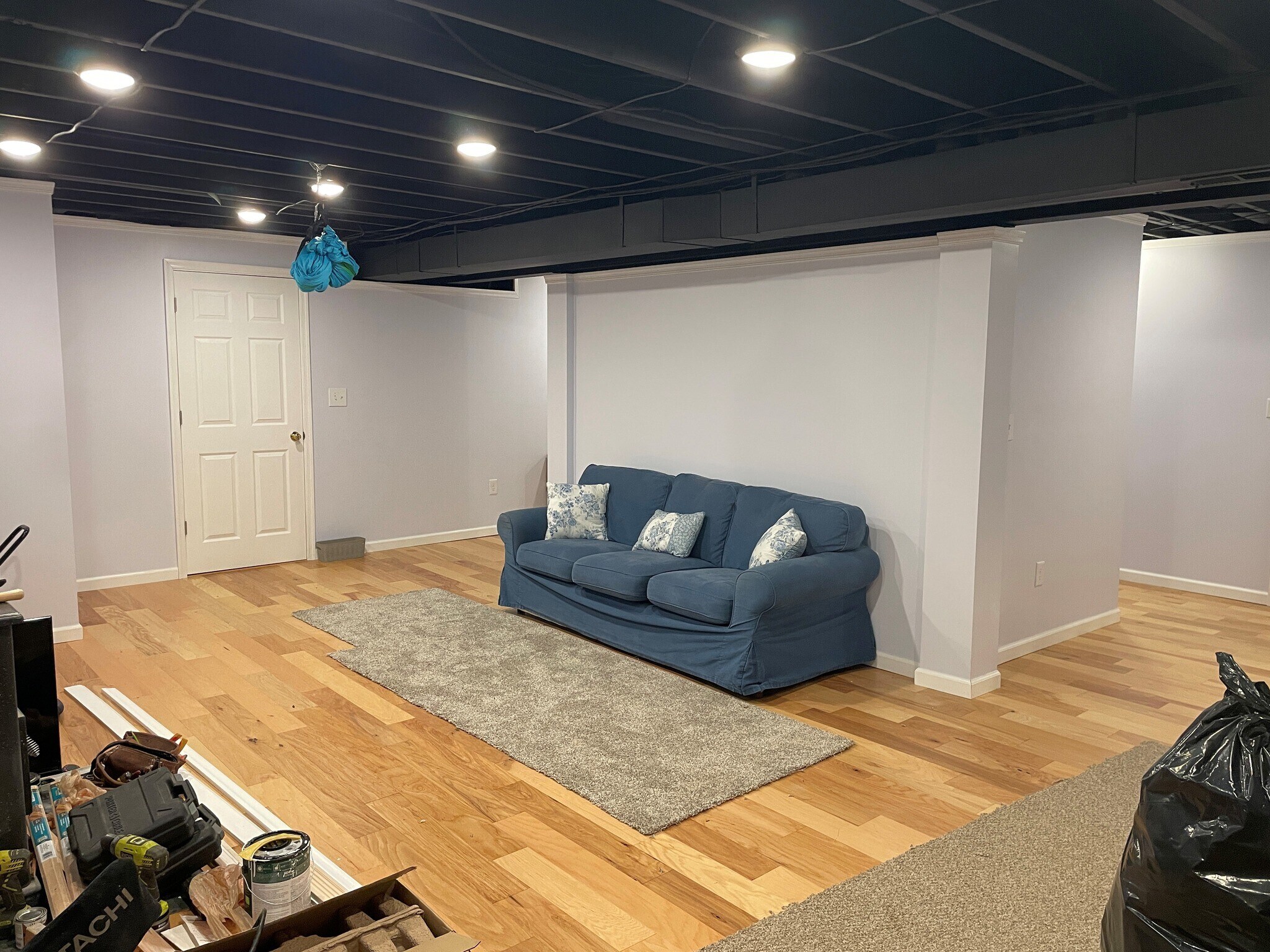 Common area walk thru to apartment door - 205 Palomino Dr