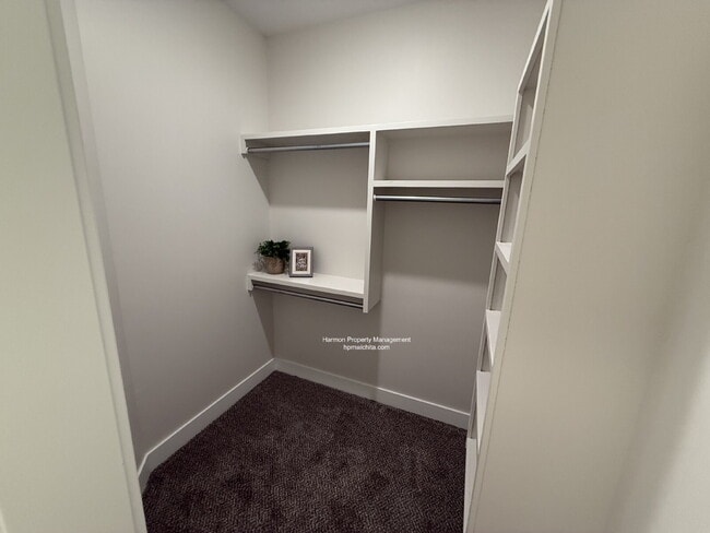 Building Photo - 2056 N Reece Ct