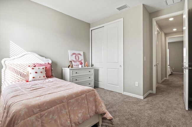 Building Photo - 9312 Tequila Sunrise Dr