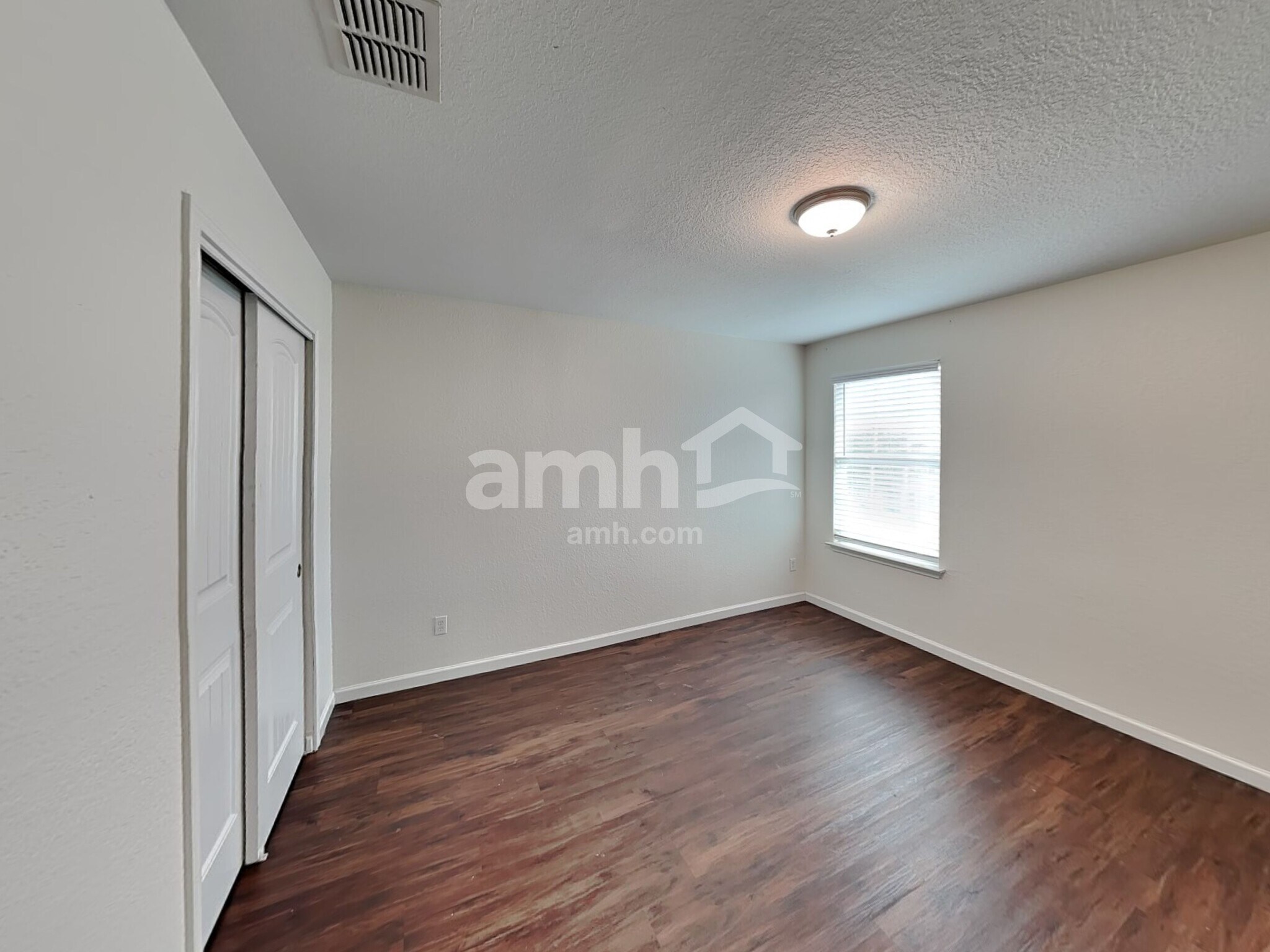 Building Photo - 2417 York Bend