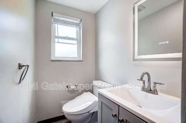 Building Photo - 4308 Turf Ln