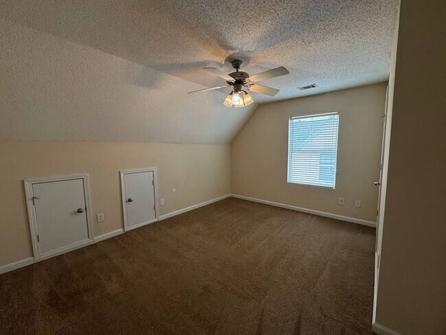 Building Photo - 121 Katydid Dr