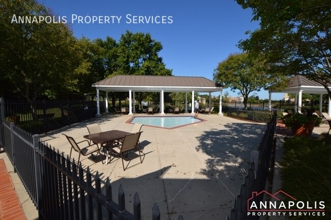 Building Photo - 2716 Piscataway Run Dr