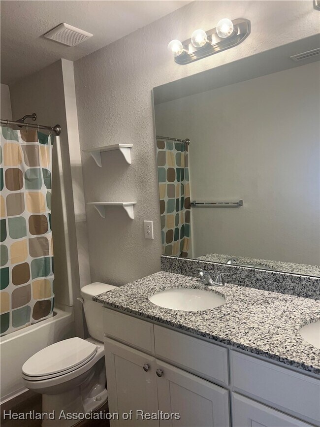 Building Photo - 1452 Stone Ridge Cir