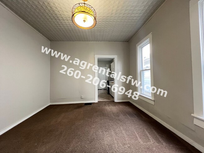 Building Photo - 2 bedroom house -  $300 off the first mont...