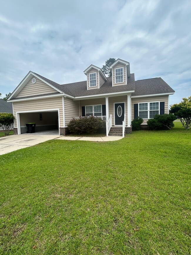 Building Photo - 107 Silver Peak Dr