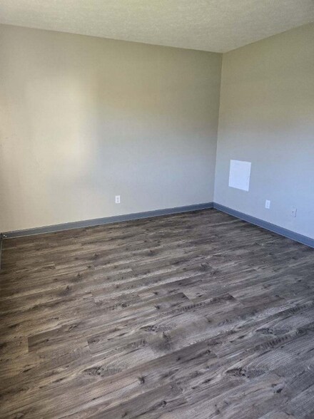 Building Photo - 32 Scioto Dr