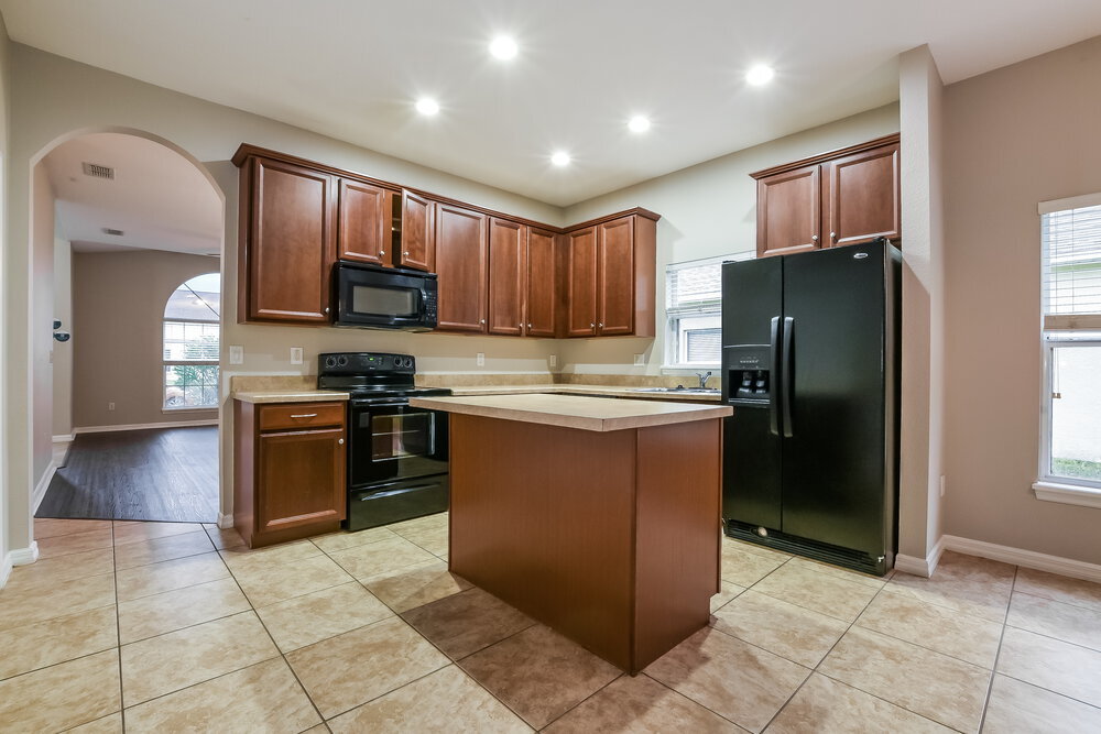 Building Photo - 344 Marathon Ln