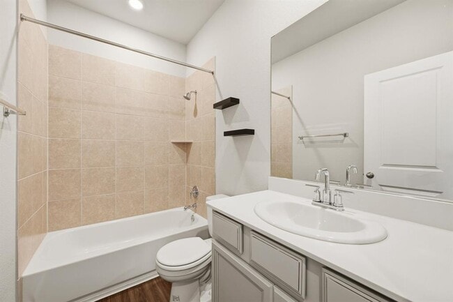 Building Photo - 217 McFarland St