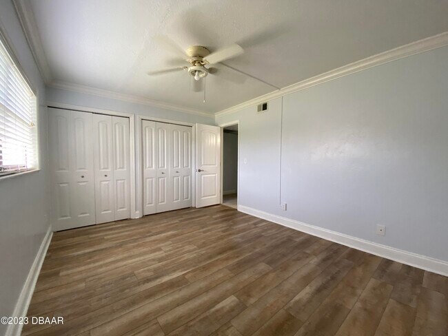 Building Photo - 65 Seton Trail