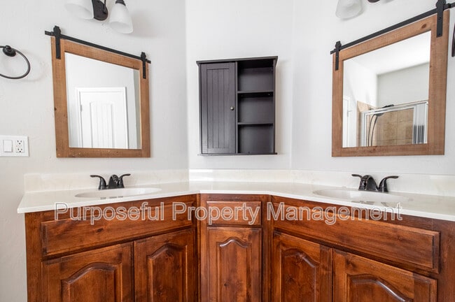 Building Photo - 9113 NW 86th Ct