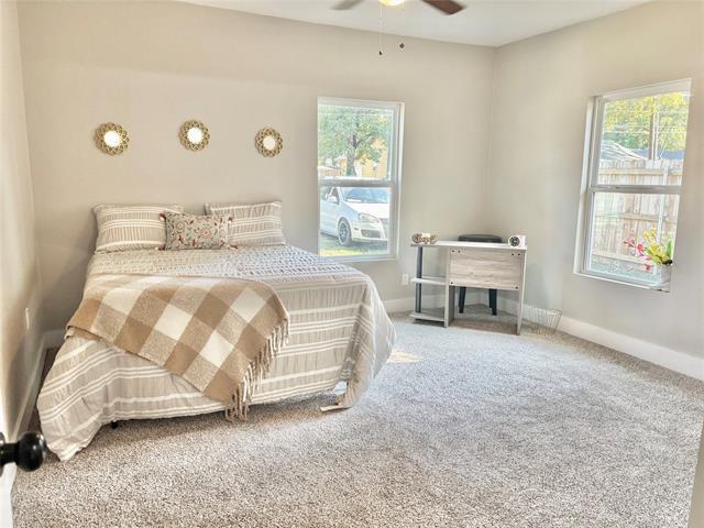 Building Photo - 1500 W Collin St