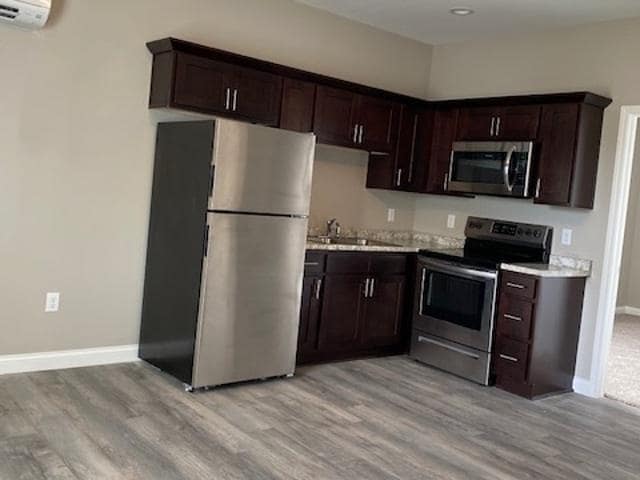 Building Photo - 1125 Old Barren River Rd