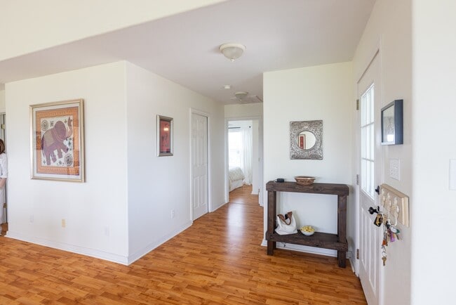 Building Photo - 4106 Temprano Dr