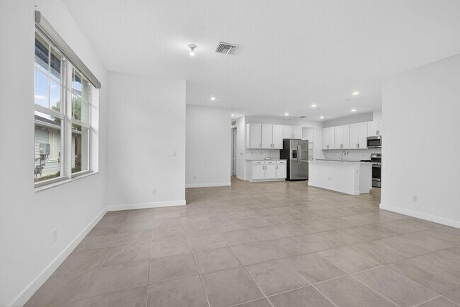 Building Photo - 1305 Haywagon Tr.