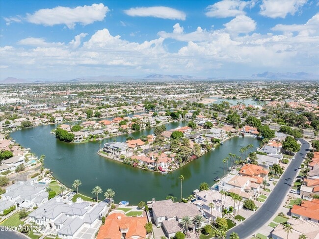 Building Photo - 1407 E Coral Cove Dr