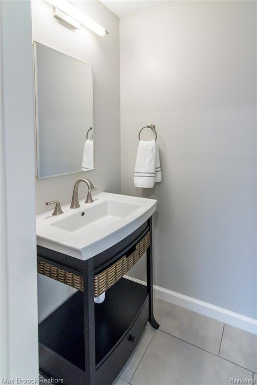 Building Photo - 31419 Sleepy Hollow Ln