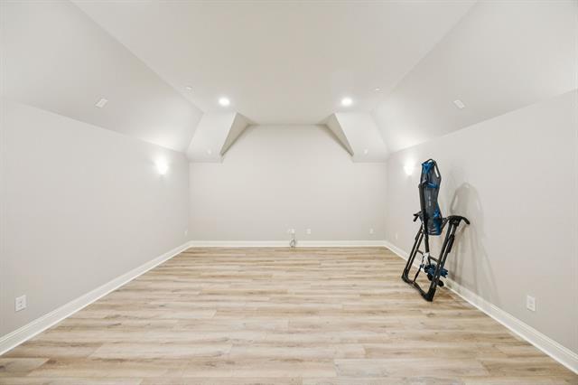 Building Photo - 920 Rhone Ln
