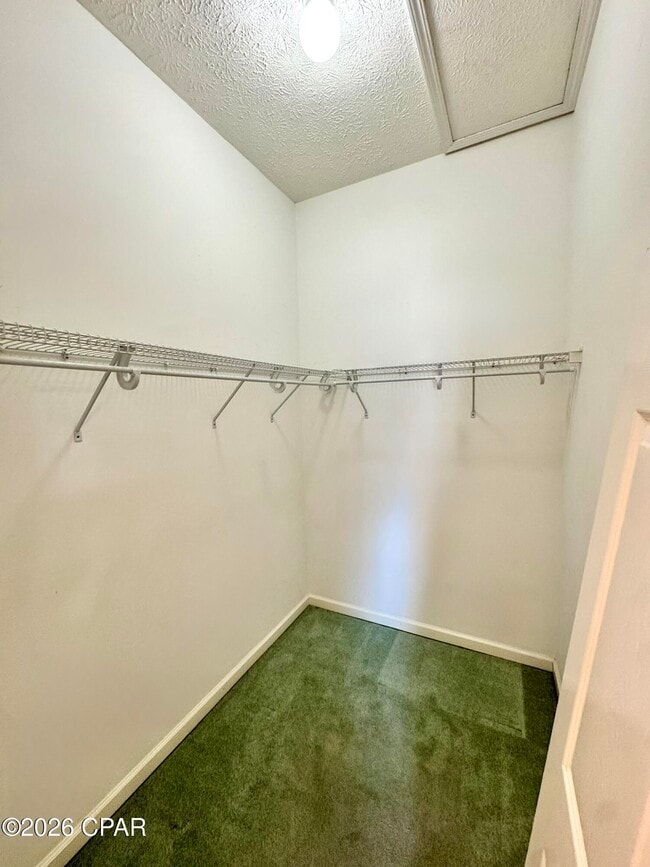 Building Photo - 13800 Pelican St