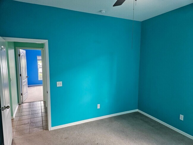 Building Photo - Stunning 3-Bed, 2-Bath Cul-de-Sac Home in ...