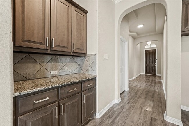 Building Photo - 3813 Gennaker Dr