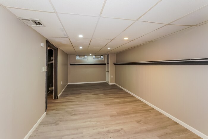 Building Photo - 20701 Libby Rd