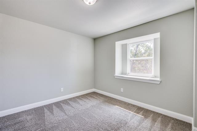 Building Photo - 2751 E 1st St