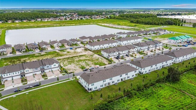 Building Photo - 2542 Grey Hawk Dr